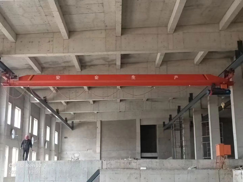 吊掛起重機